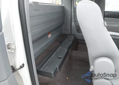 2015 Toyota Tacoma from USA, damaged, VIN 5TFTX4CN4FX058717